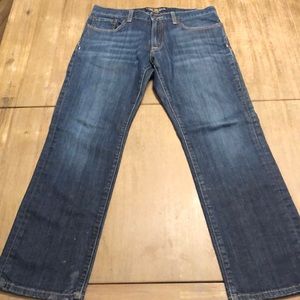 Lucky Brand Jeans. 221 Original Straight.